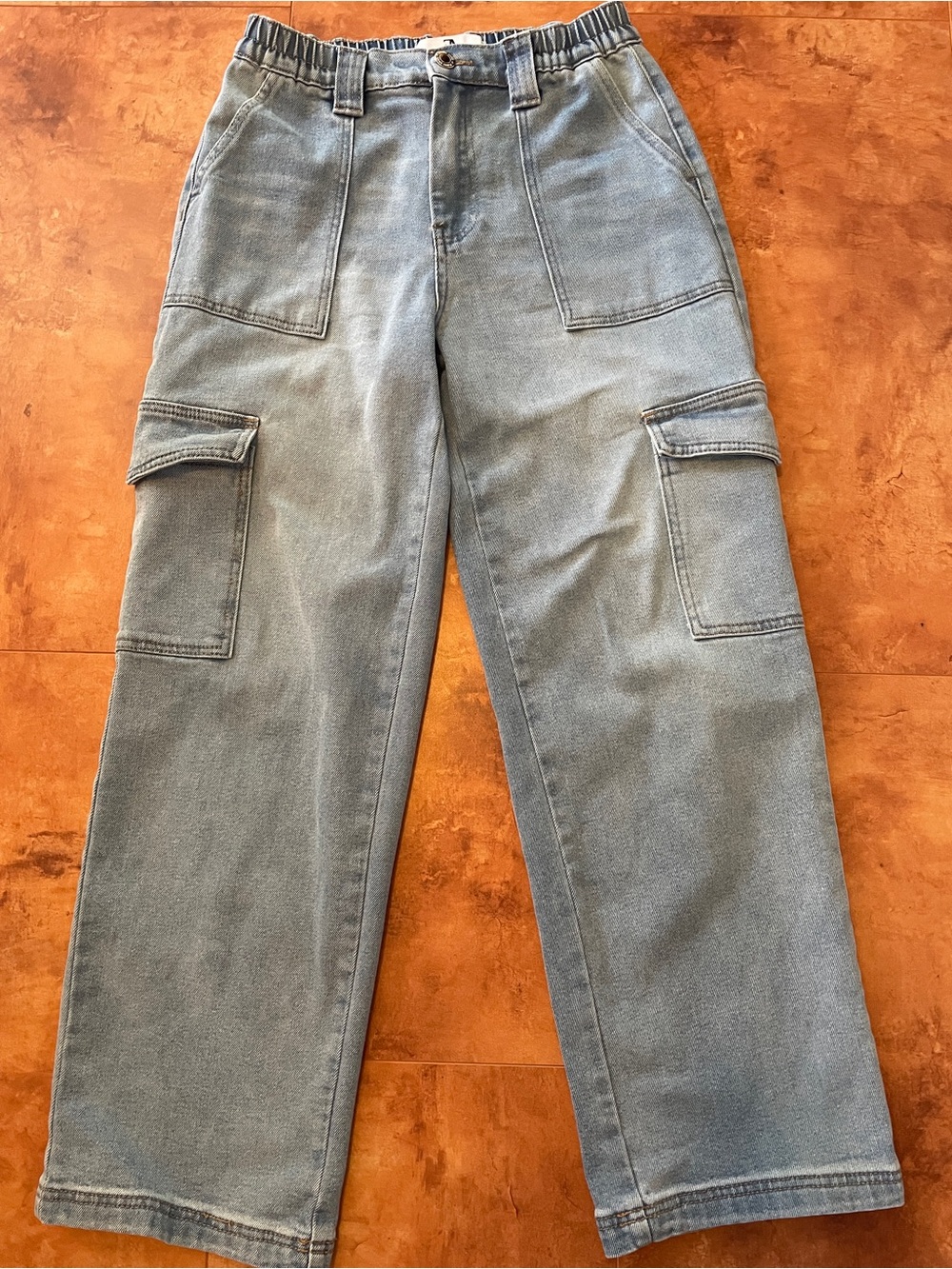 Women’s Flying Angel cargo jeans.